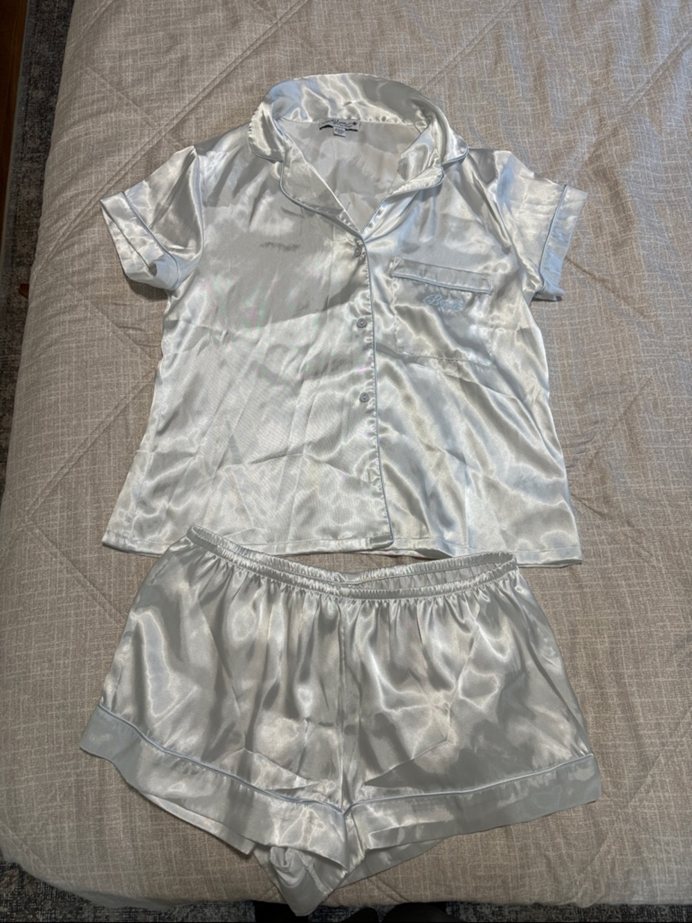 Nordstrom BRIDE Silky Short-Sleeve Kids Pajama Set - White/Silver